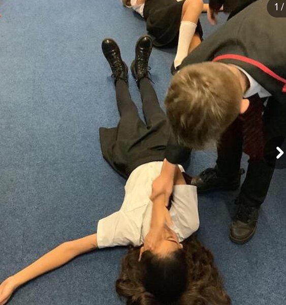 Image of First aid time 